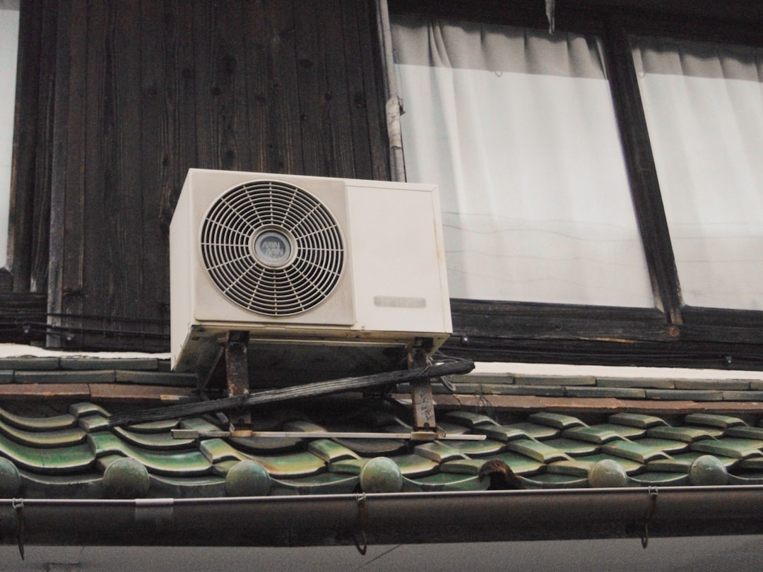 Does Air Duct Cleaning Really Work? What the Evidence Says