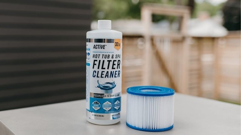 hot-tub-filter-cleaner